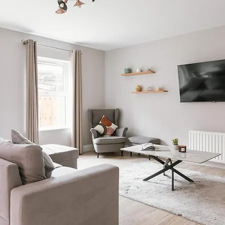 Luxurious 2 Bedroom City Centre Apartment Walking Distance To Everything Sleeps 6 Belfast Exterior photo